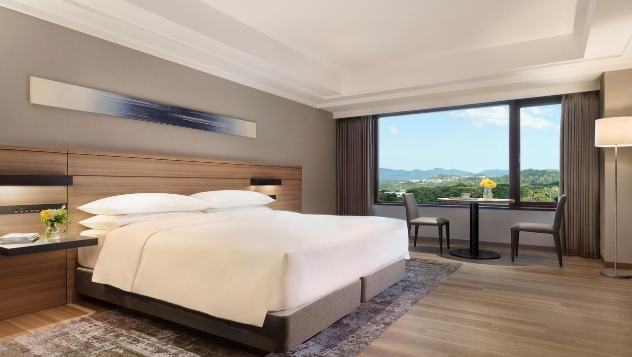 Nanki-Shirahama Marriott Hotel Kültér fotó Deluxe Room